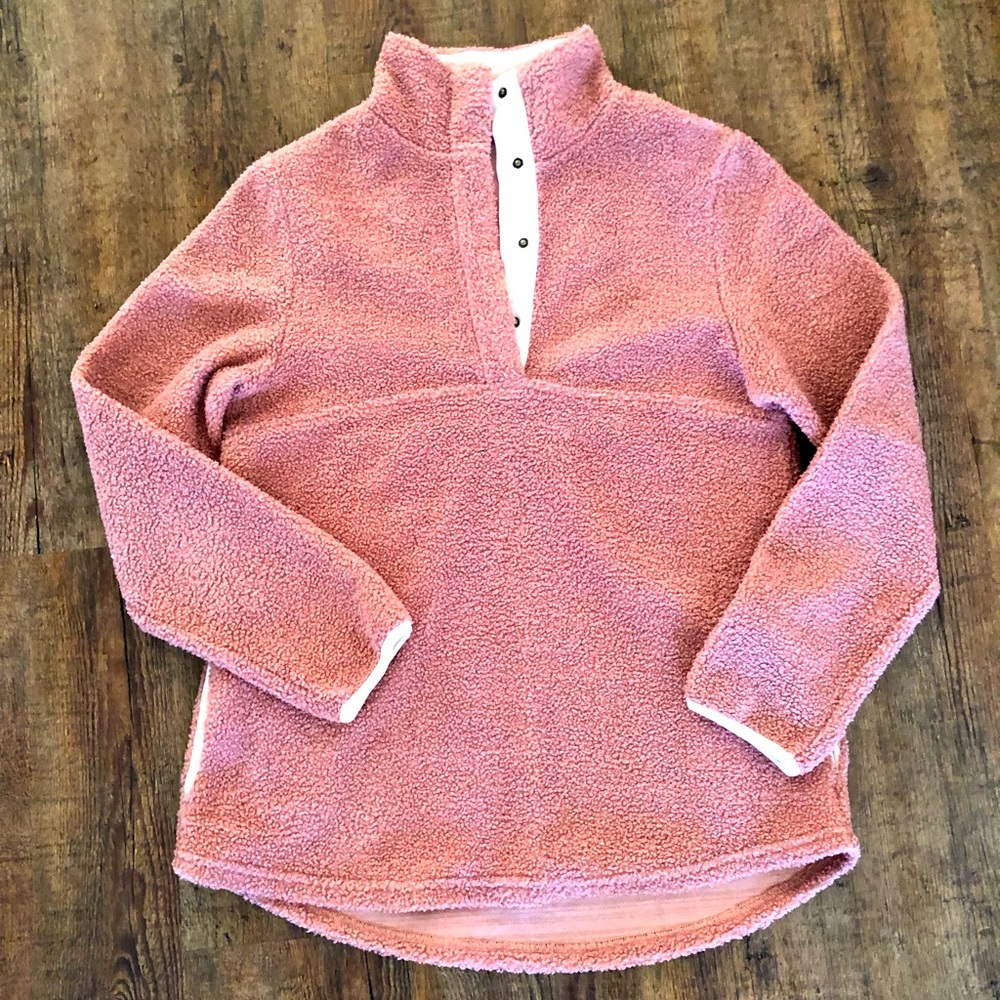 Sherpa/Fleece Top- size Medium